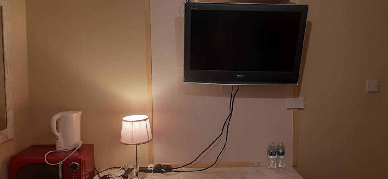 Delightful Home Stay - Double Ensuiteroom. 格拉斯哥 外观 照片