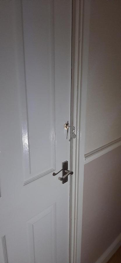 Delightful Home Stay - Double Ensuiteroom. 格拉斯哥 外观 照片